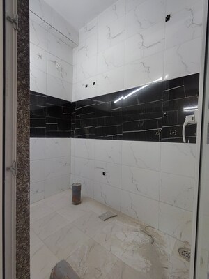 Balcony in 1 BHK Builder Floor at Vaishali Sector 3 – for Sale