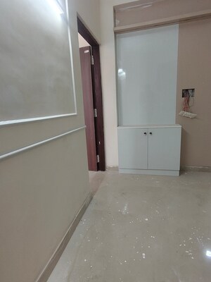 Furnished Amenities in 1 BHK Builder Floor at Vaishali Sector 3 – for Sale