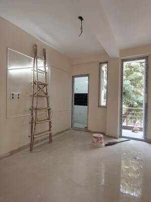 Furnished Amenities in 1 BHK Builder Floor at Vaishali Sector 3 – for Sale