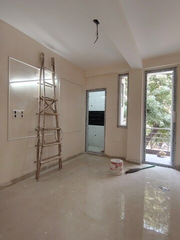 Furnished Amenities in 1 BHK Builder Floor at Vaishali Sector 3 – for Sale