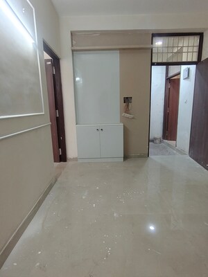 Furnished Amenities in 1 BHK Builder Floor at Vaishali Sector 3 – for Sale