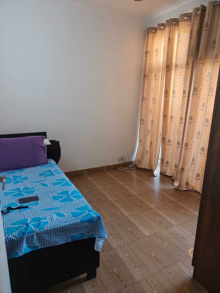 Bedroom, tulip-lemon 2 Bedroom 526 Sq.Ft. Apartment In Sector 69 Gurgaon 10017395