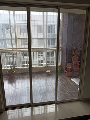 Room in 2 BHK Apartment at Gini Bellina, Lohgaon – for Rent