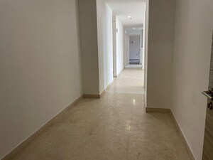 Room in 3.5 BHK Apartment at Ireo Victory Valley, Sector 67 – for Sale