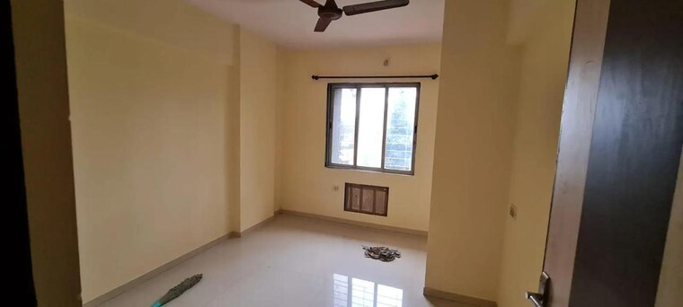 Room, cosmos-county-ii 2 Bedroom 850 Sq.Ft. Apartment In Ghodbunder Road Thane 10017408