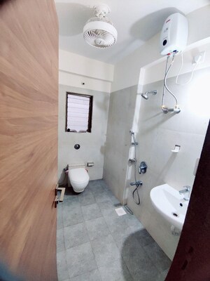 Bathroom in 3.5 BHK Apartment at Yash Twin Tower, Baner – for Sale