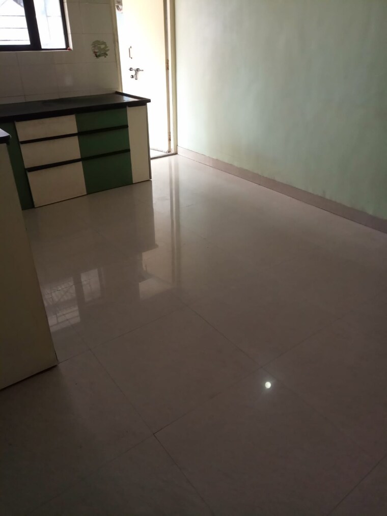 Kitchen, alkapuri society 2 Bedroom 680 Sq.Ft. Apartment In Alkapuri Society Pune 10017469