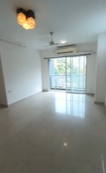 Room in 3 BHK Apartment at Courtyard by Narang Realty and The Wadhwa Group, Pokhran Road No Two – for Rent