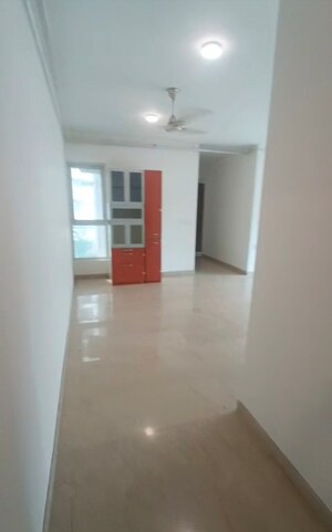 Room in 3 BHK Apartment at Courtyard by Narang Realty and The Wadhwa Group, Pokhran Road No Two – for Rent