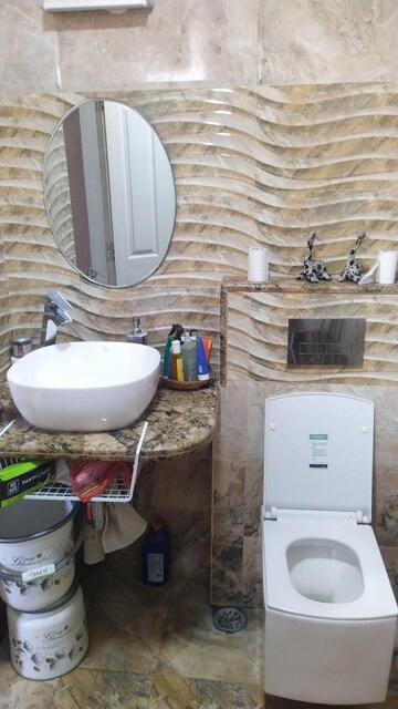 Bathroom in 3 BHK Builder Floor at Indrapuram – for Rent