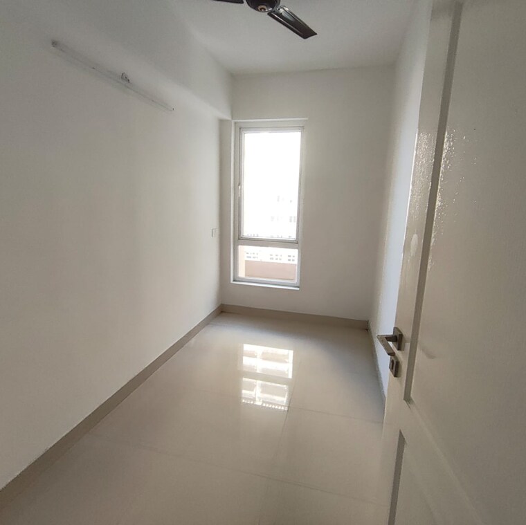 Room, silverglades-the-melia 3 Bedroom 1845 Sq.Ft. Apartment In Sohna Sector 33 Gurgaon 10017667