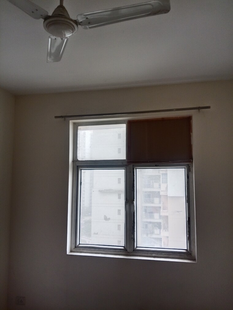 Room, mahagun-mywoods 3 Bedroom 1235 Sq.Ft. Apartment In Sector 16c Greater Noida Greater Noida 10017830