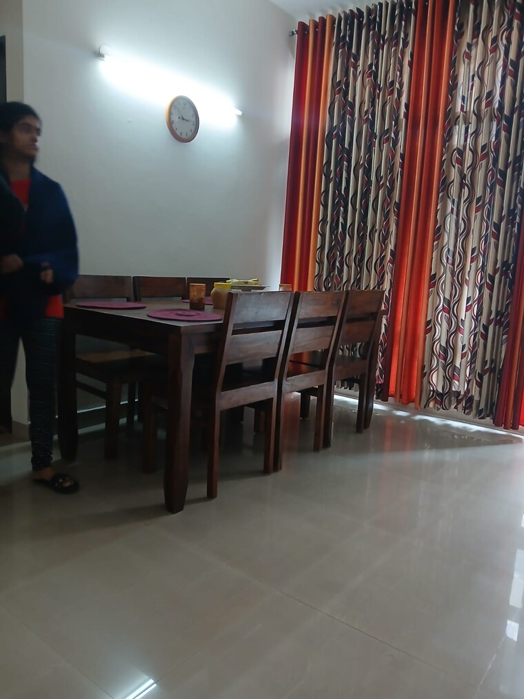 Bedroom, vip road 3.5 Bedroom 1350 Sq.Ft. Apartment In Vip Road Zirakpur 10017733