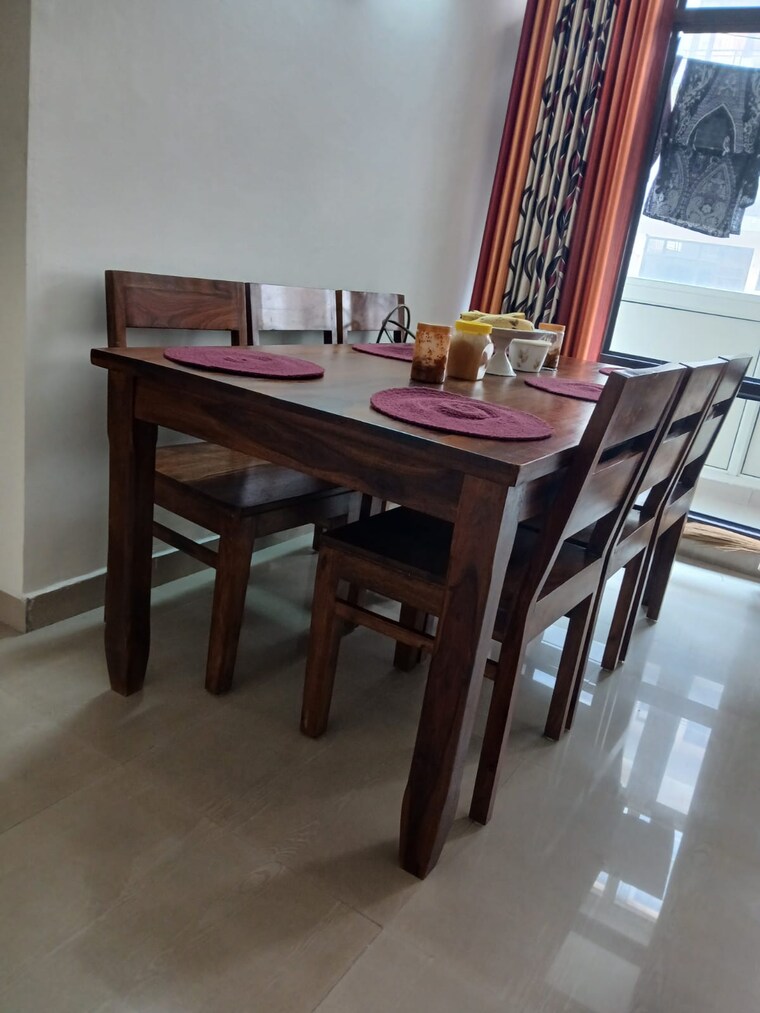 Gym, vip road 3.5 Bedroom 1350 Sq.Ft. Apartment In Vip Road Zirakpur 10017733