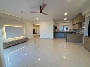 Room in 3 BHK Apartment at Windsor Troika, Yelenahalli – for Sale