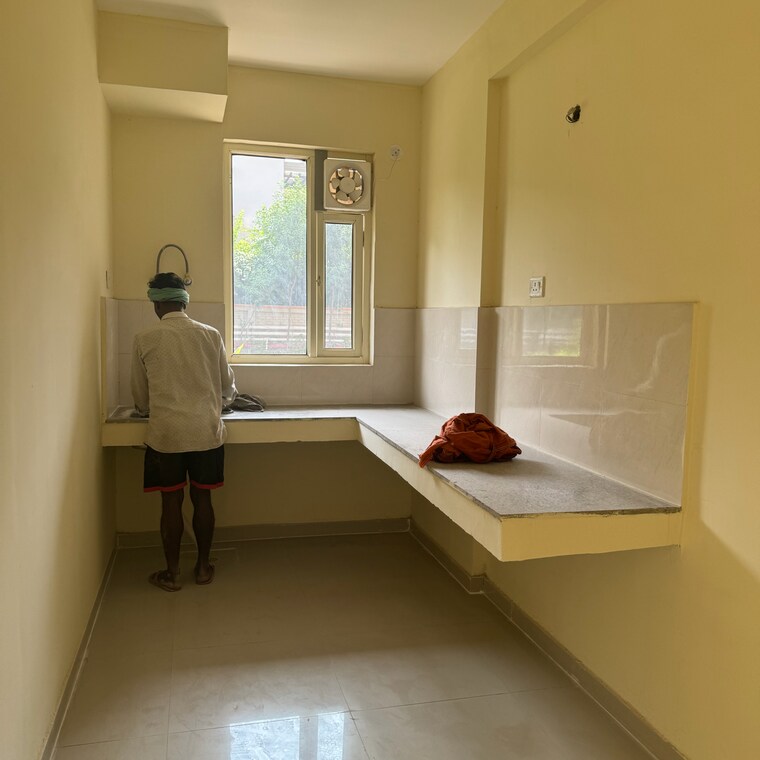 Room, pyramid-fusion-homes 2 Bedroom 580 Sq.Ft. Apartment In Sector 70a Gurgaon 10017833