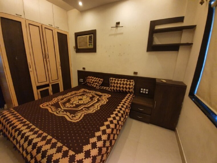 Bedroom, santacruz west 1 Bedroom 500 Sq.Ft. Apartment In Santacruz West Mumbai 10017752