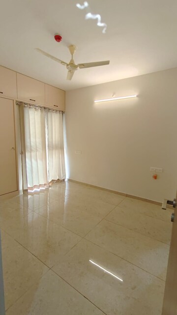 Room in 2 BHK Apartment at Vilas Javdekar Yashwin Enchante, Kharadi – for Rent