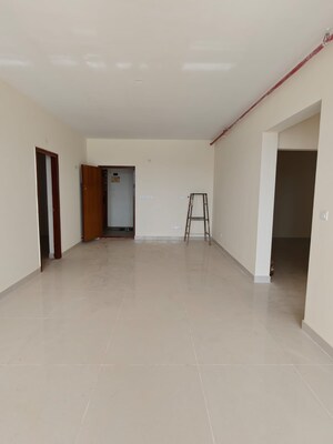 Room in 4 BHK Apartment at Habitat Aura, Bannerghatta Road – for Sale