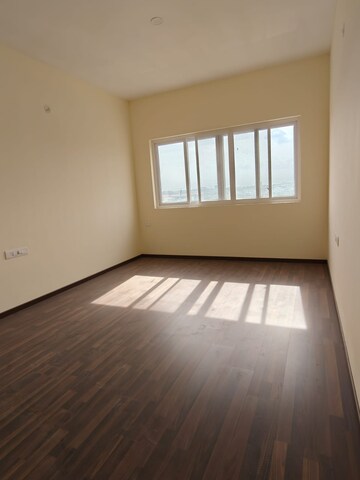 Room in 4 BHK Apartment at Habitat Aura, Bannerghatta Road – for Sale