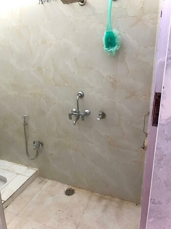 6 BHK House for Sale in Dhakoli, Zirakpur