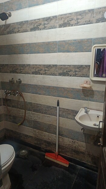 2 BHK Builder Floor for Sale in West Patel Nagar, Delhi