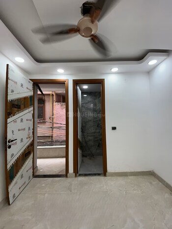 3 BHK Builder Floor for Sale in Govindpuri, Delhi