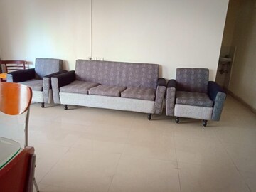 Living Room in 3 BHK Builder Floor at Gulmohar Colony – for Rent