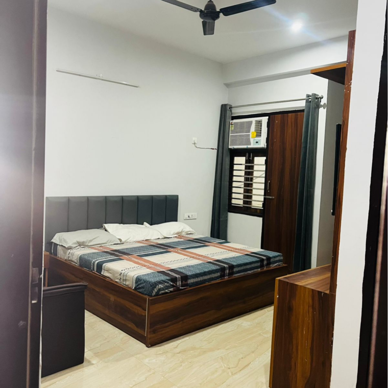Bedroom, delhi-heights 3 Bedroom 150 Sq.Yd. Apartment In Ghazipur Delhi 10026449