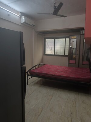 Room in 2 BHK Apartment at Lok Yamuna, Andheri East – for Rent