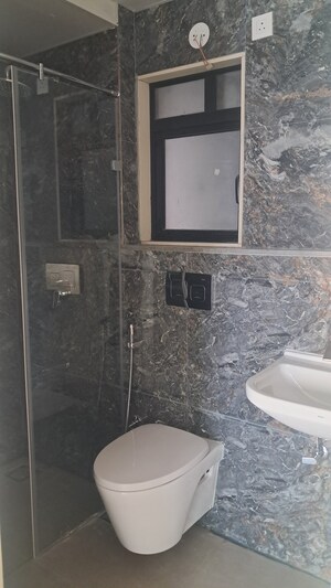 Furnished Amenities in 3.5 BHK Apartment at Dosti Eastern Bay, Wadala – for Rent