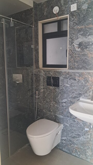 Furnished Amenities in 3.5 BHK Apartment at Dosti Eastern Bay, Wadala – for Rent