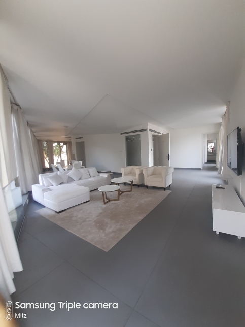 5 BHK + Servant Room,Extra Room Villa For Rent in Embassy Boulevard