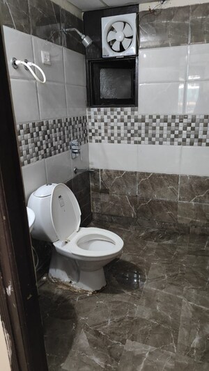 Bathroom in 3 BHK Apartment at Vasu Fortune Residency, Raj Nagar Extension – for Rent