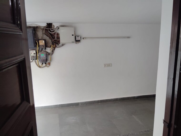 Room, greater kailash i 2 Bedroom 500 Sq.Yd. Builder Floor In Greater Kailash I Delhi 10027672