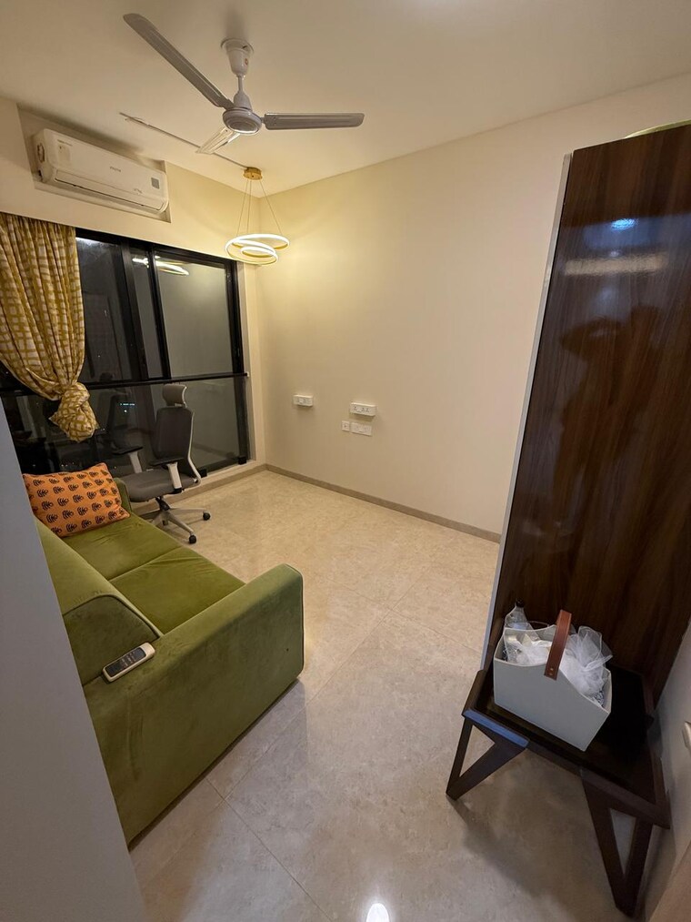Team Area, dosti-eastern-bay 2 Bedroom 672 Sq.Ft. Apartment In Wadala Mumbai 10027679