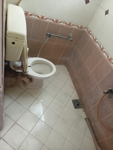 Bathroom in 2 BHK Apartment at Paldi – for Rent