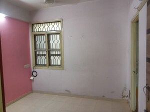 Room in 2 BHK Apartment at Paldi – for Rent