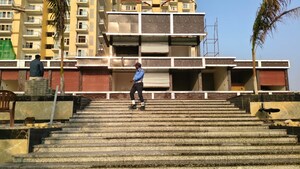  Shop For Rent in Samridhi Luxuriya Avenue, Sector 150