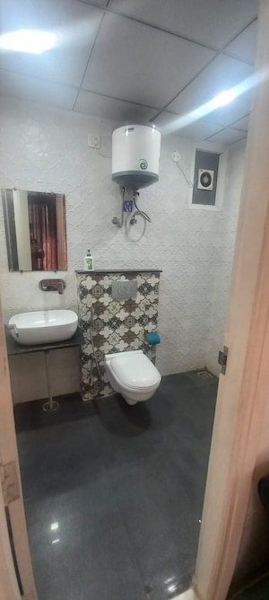 Bathroom in 3 BHK Apartment at Maxxus Elanza, International Airport Road – for Rent