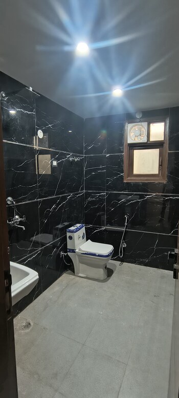 3 BHK Builder Floor for Sale in Chattarpur, Delhi