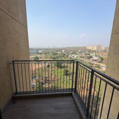 1 BHK Apartment For Sale in Lodha Palava City Lakeshore Greens