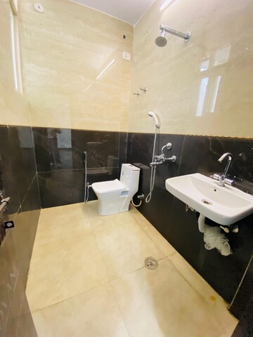 Master Bedroom in 4 BHK Apartment at Dwarka – for Rent