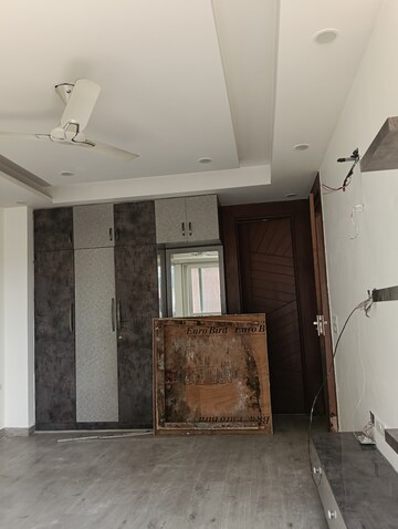 Bathroom in 3 BHK Builder Floor at Sector 15i – for Rent