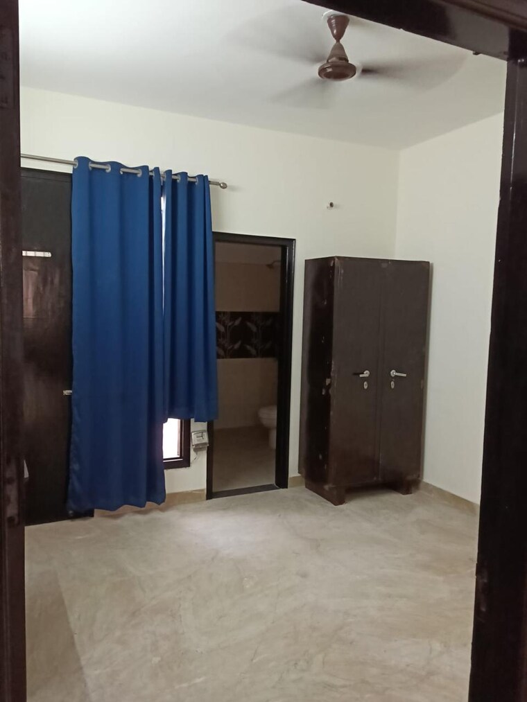 Bedroom, sector 52 6+ Bedroom 161 Sq.Yd. Villa In Sector 52 Gurgaon 10036371