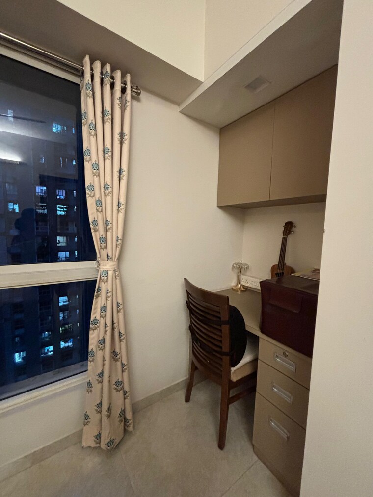 Kitchen, lodha-amara 2 Bedroom 800 Sq.Ft. Apartment In Kolshet Road Thane 10036373