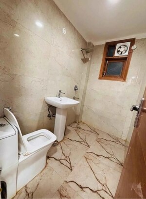 1.5 BHK Builder Floor For Rent in Chattarpur