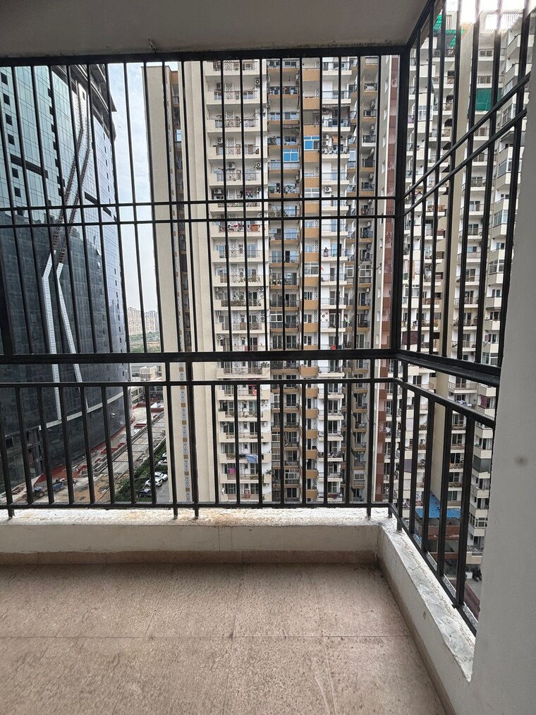 Balcony, nirala-estate 2.5 Bedroom 955 Sq.Ft. Apartment In Tech Zone 4 Greater Noida Greater Noida 10036770