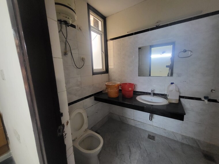 Kitchen, ardee-mall 3 Bedroom 1630 Sq.Ft. Builder Floor In Sector 52 Gurgaon 10036818