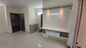 Room in 3 BHK Apartment at BPTP Parkland Pride, Sector 77 – for Rent